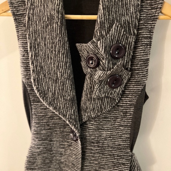Linea Domani Women's Gray Sleeveless Jacket/Vest M - Picture 2 of 11
